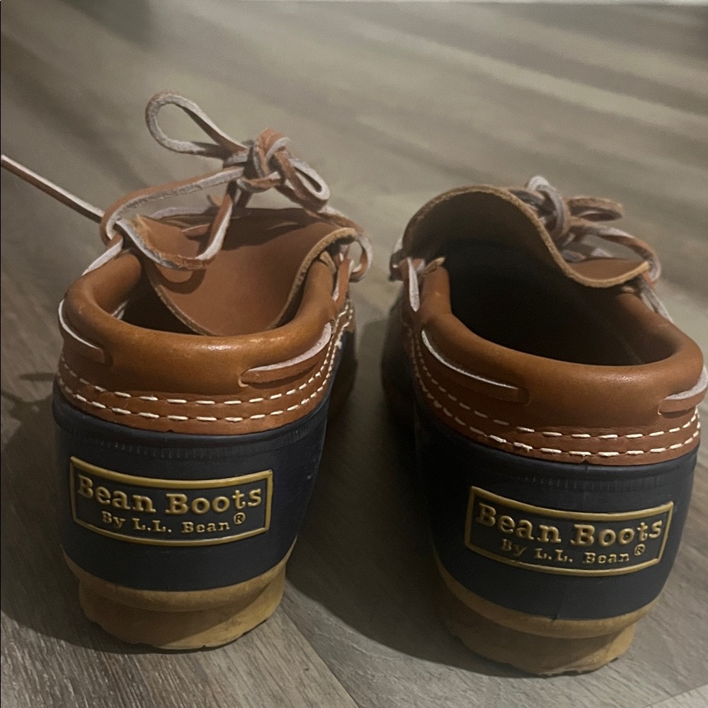 L.L. Bean Bean Boots Moc - Navy and Tan